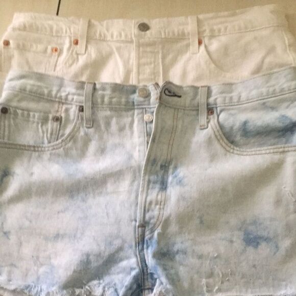 Levis cut off shorts size 34 Two pairs - Picture 1 of 5